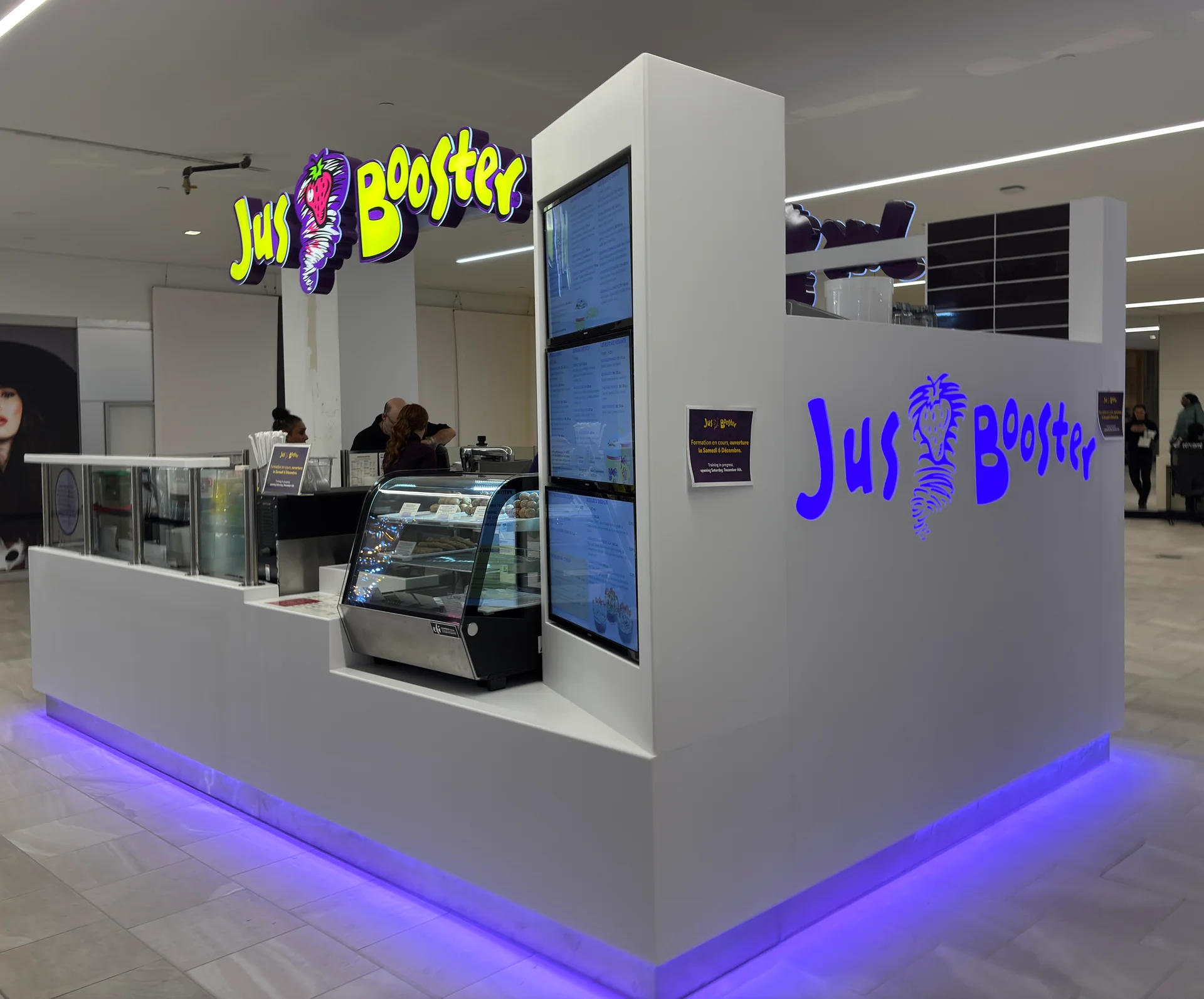 Booster Juice - CF Montreal Eaton Centre